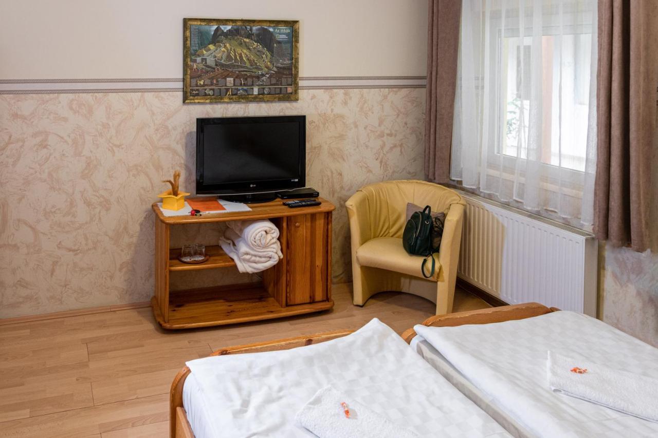 לנטי Hotel Zeta מראה חיצוני תמונה