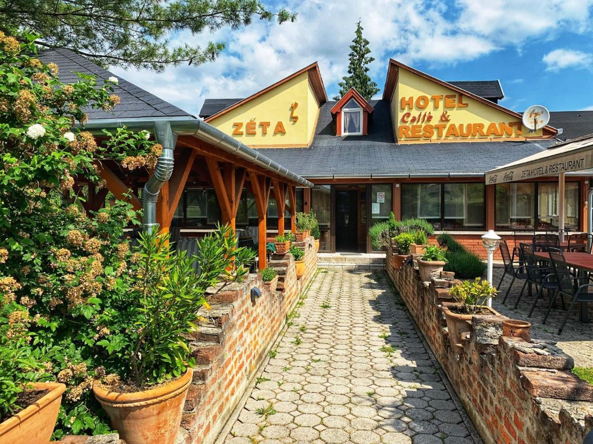 לנטי Hotel Zeta מראה חיצוני תמונה
