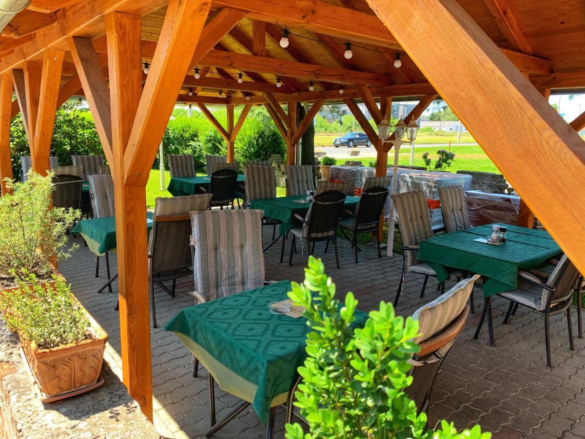 לנטי Hotel Zeta מראה חיצוני תמונה