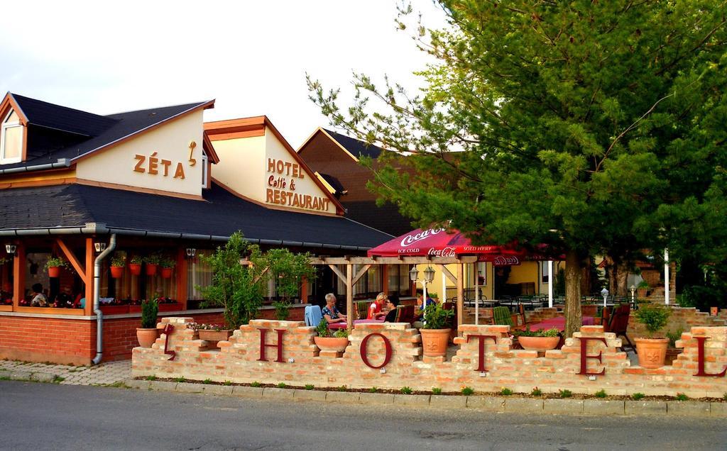 לנטי Hotel Zeta מראה חיצוני תמונה